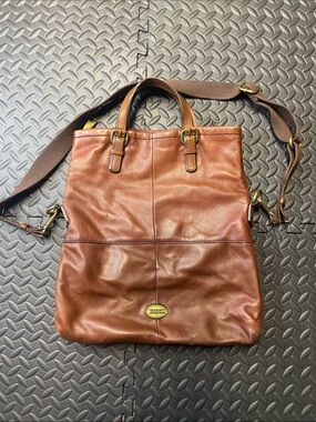 FOSSIL  Explorer  Large  Brown  Leather Fold Over Shoulder  Bag